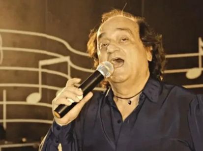 O FAMOSO CANTOR GREGO QUE ADORAVA UMUARAMA!
