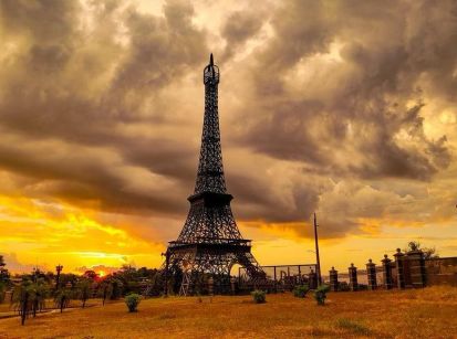 20 ANOS DA FASCINANTE TORRE EIFFEL DE UMUARAMA!