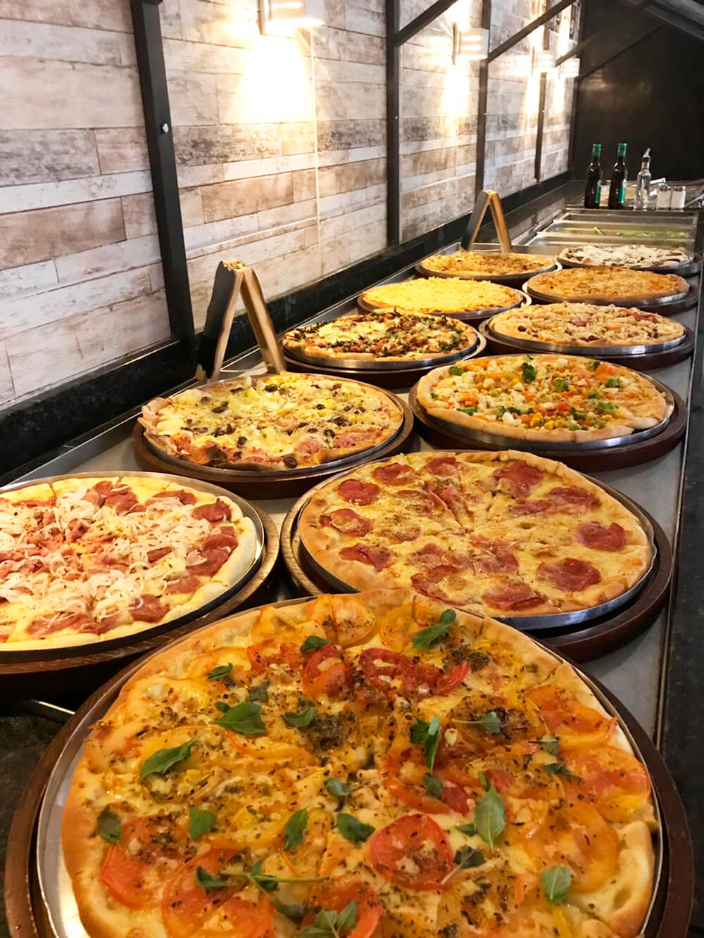 Coluna Italo | Hoje tem Buffet de Pizza no Família Gomes!