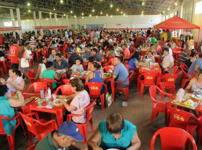 Em setembro tem a Festa do Leitão à Pururuca de Umuarama