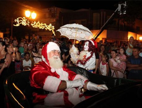 Prefeito diz que Natal em Umuarama “vai ser uma festa inesquecível”   