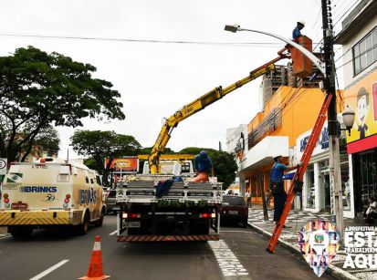 Avenida Paraná ganha iluminação mais intensa e moderna