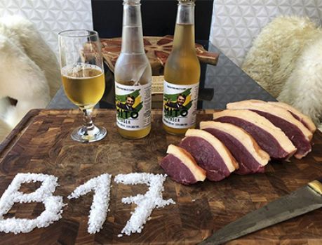 Mito, a cervejinha do Bolsonaro, faz o maior sucesso neste verão!