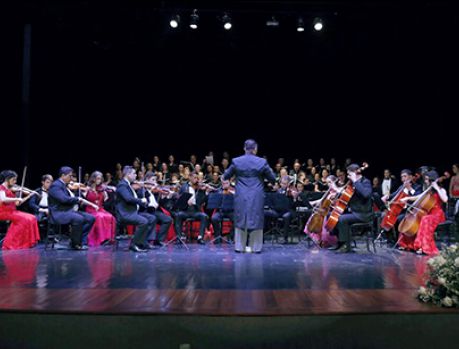 Orquestra anuncia Concerto de Gala de Natal em Umuarama!