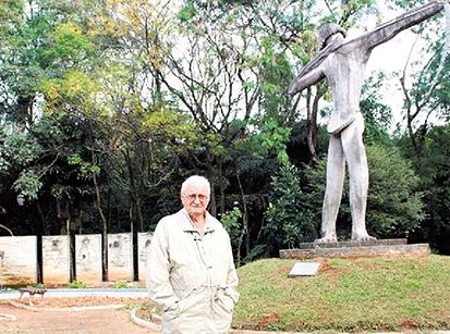 Vida e obra de Rubens Utrabo eternizada em livro