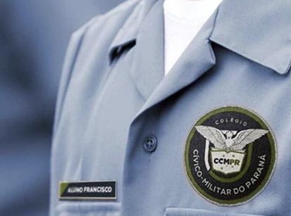 Este é o uniforme dos colégios cívico-militares no Paraná 