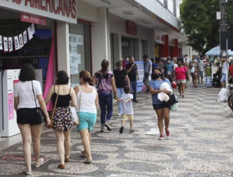 Comerciantes de Umuarama querem abrir no feriado de Tiradentes