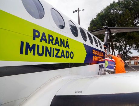 12,7% da população do Paraná já foi vacinada