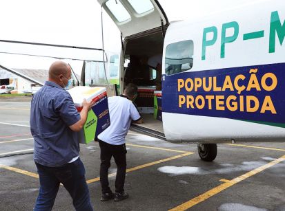 Vacinação lenta demais: Paraná sofre com a falta de doses! 