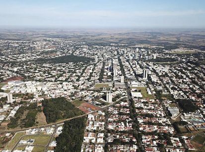 Umuarama, a terceira cidade que mais vacinou no Paraná! 