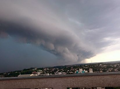 Domingo dos Pais e feriado com chuvas em Umuarama!