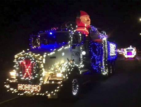 Natal de Luz terá desfile de grandes e médios veículos 