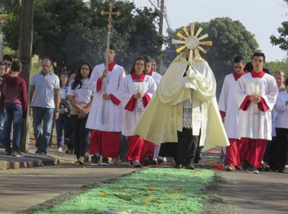 Neste feriado tem procissão de Corpus Christi em Umuarama 