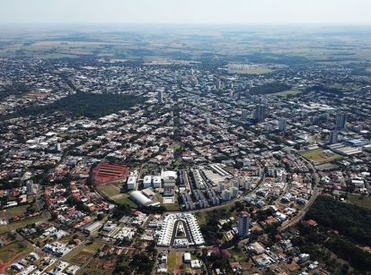 COM O EXODO RURAL, UMUARAMA FICOU MAIS POPULOSA...