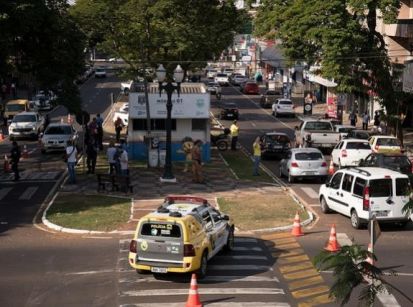 O PARANÁ TEM QUASE 5 MILHÕES DE AUTOMÓVEIS NAS RUAS!