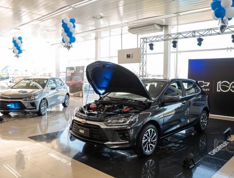 UVEL CHEVROLET “UPGRADE”: ACELERE PARA SUA NOVA CONQUISTA! UVEL CHEVROLET “UPGRADE”: ACELERE PARA SUA NOVA CONQUISTA!