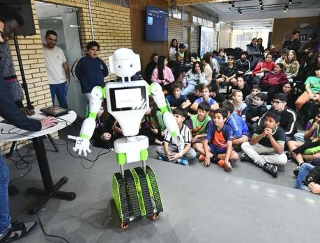 ROBÔ ZAG FEZ O MAIOR SUCESSO NO TECHNOPARK! ROBÔ ZAG FEZ O MAIOR SUCESSO NO TECHNOPARK!
