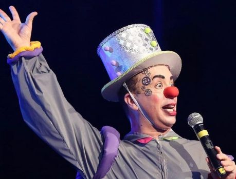 UMUARAMA TERÁ UMA NOITE DE ALEGRIA COM O PALHAÇO ALÍPIO! UMUARAMA TERÁ UMA NOITE DE ALEGRIA COM O PALHAÇO ALÍPIO!