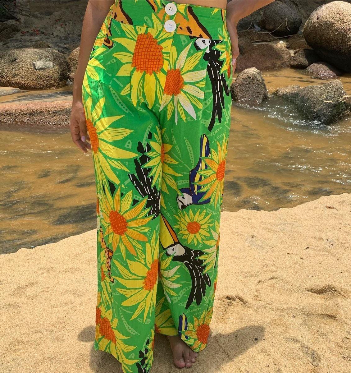 As pantalonas estampadas são o maior sucesso neste verão!
