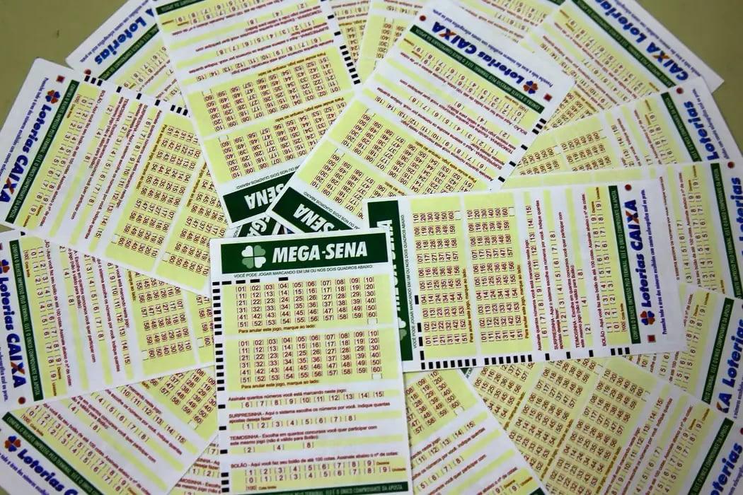 Loteria acumula pela 13ª vez e prêmio vai a R$ 144 milhões