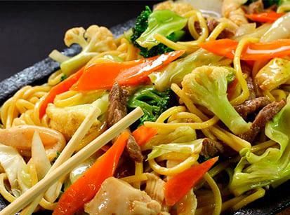 Domingo tem mais um delicioso yakissoba na ACEU!