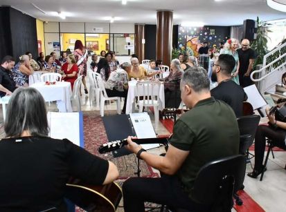 Começaram as comemorações do Dia das Mães em Umuarama