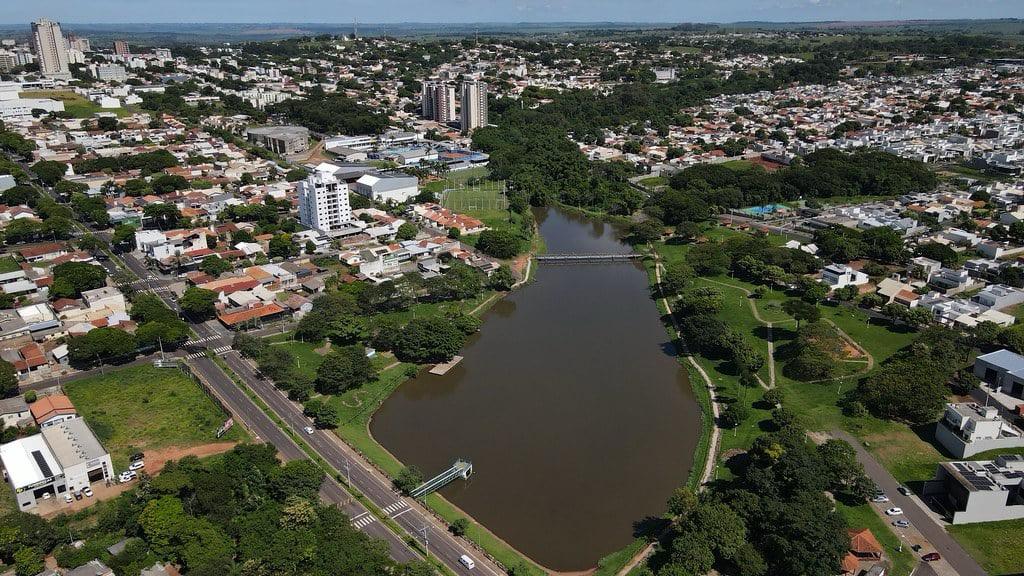 A Capital da Amizade em clima de festa durante junho inteiro