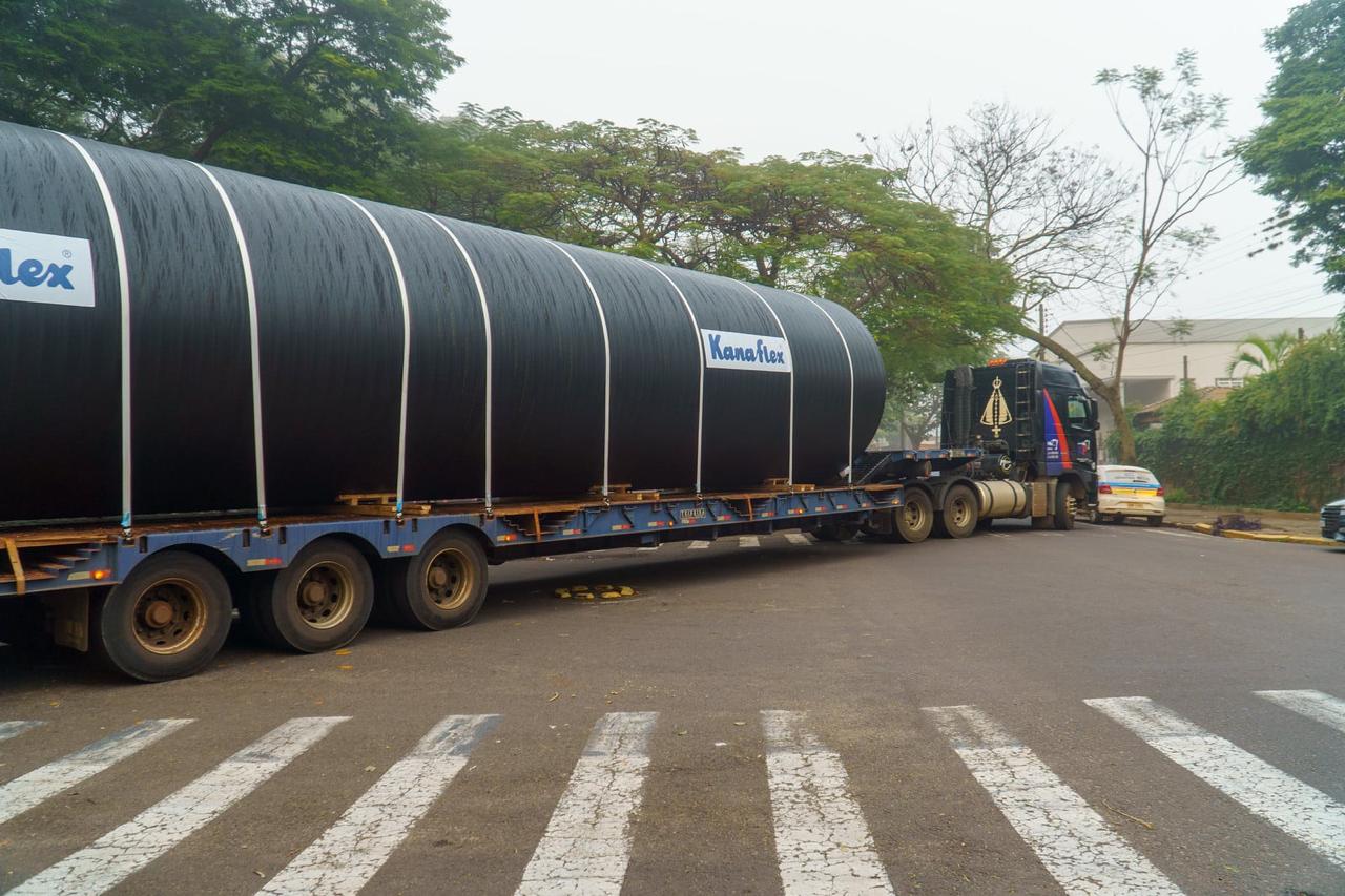 Chegou o primeiro tubo da megaobra contra alagamentos no centro