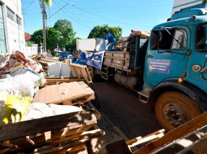 300 toneladas de lixo coletados nas ruas de Umuarama!!!