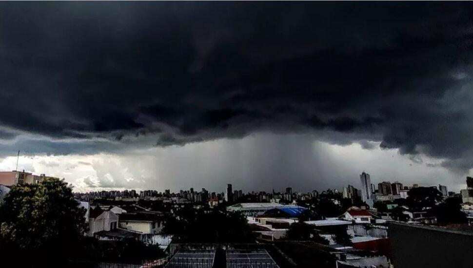 Fim de semana de eleição será com risco de temporal no Paraná
