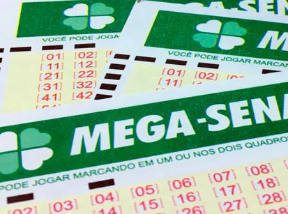 Mega-Sena acumula e vai pagar R$ 100 milhões no sábado!