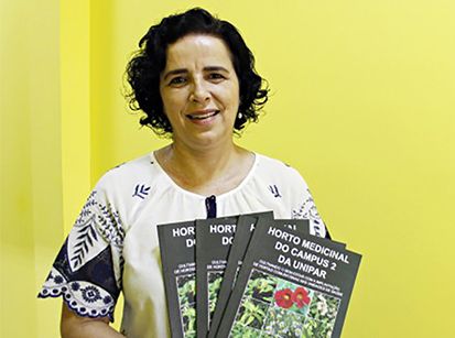 Um livro que ensina a planejar e construir uma horta medicinal